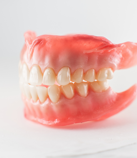 Set of full dentures